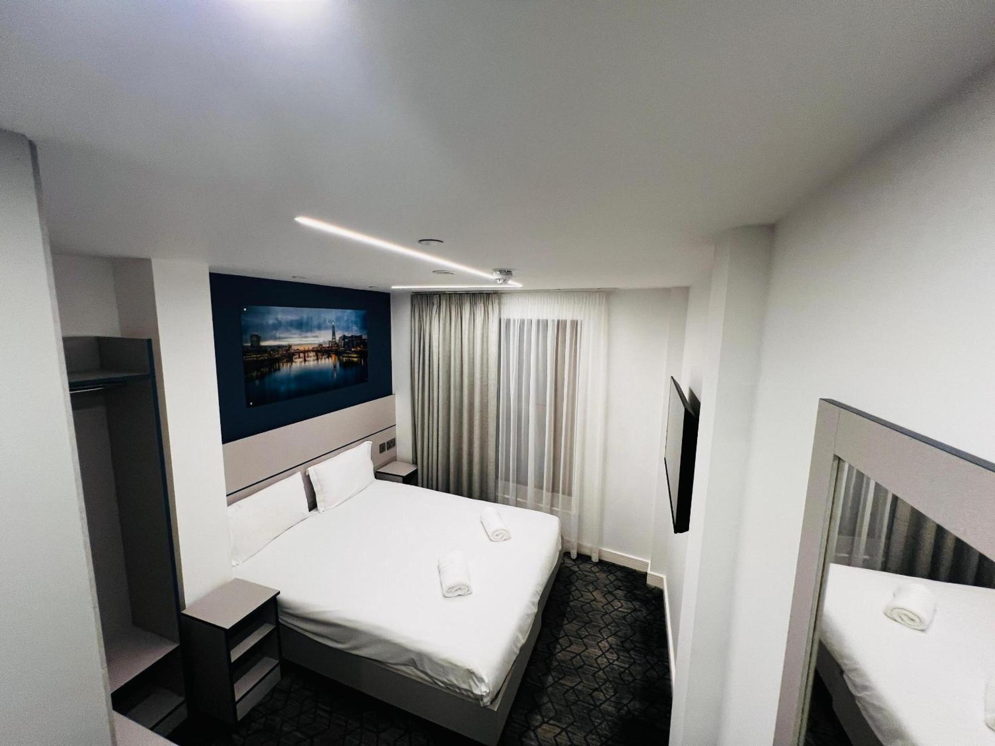 Ilford Grand Hotel ภายนอก รูปภาพ